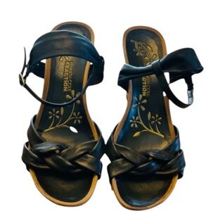 Leather/Kenneth Cole platform sandals size 9